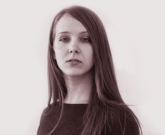 {{ picture_of_text }} {{ content.blog_author.display_name }}